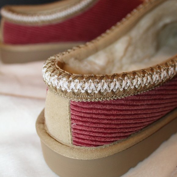 NIB UGG MEN'S TASMAN CORDUROY SLIP ON SHEARLING LINED‎ SLIPPERS RED - Picture 4 of 8